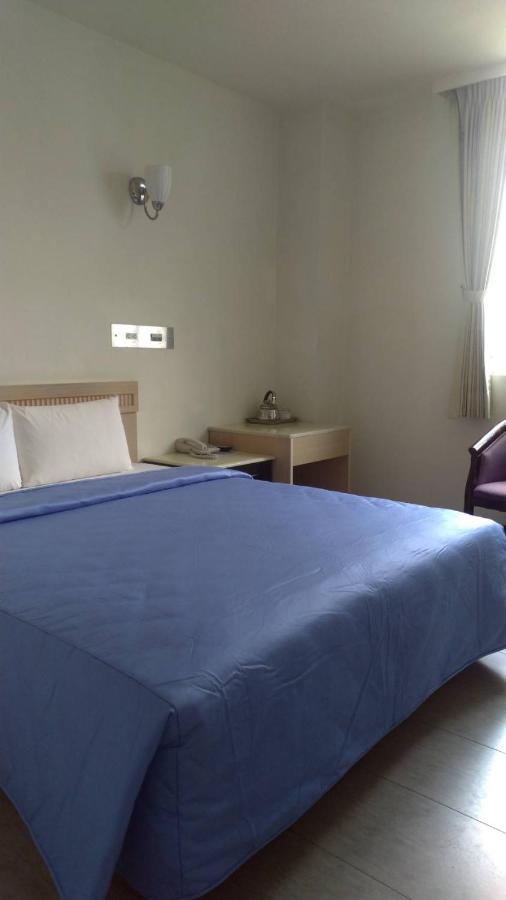 Songshan Hotel Гаосюн Экстерьер фото